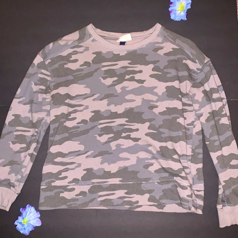 Universal Thread - Sweater - Women’s Small - Green